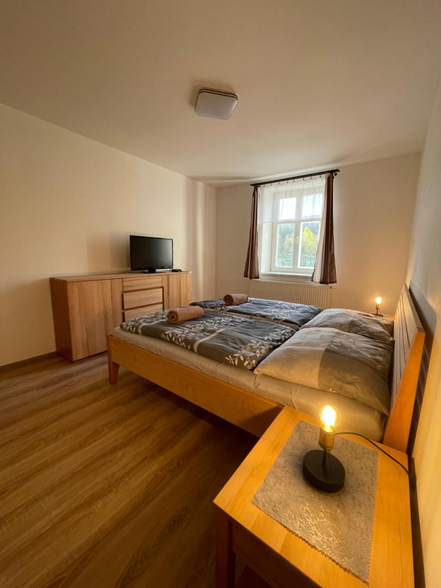 Apartman Kamenak Vimperk Kültér fotó